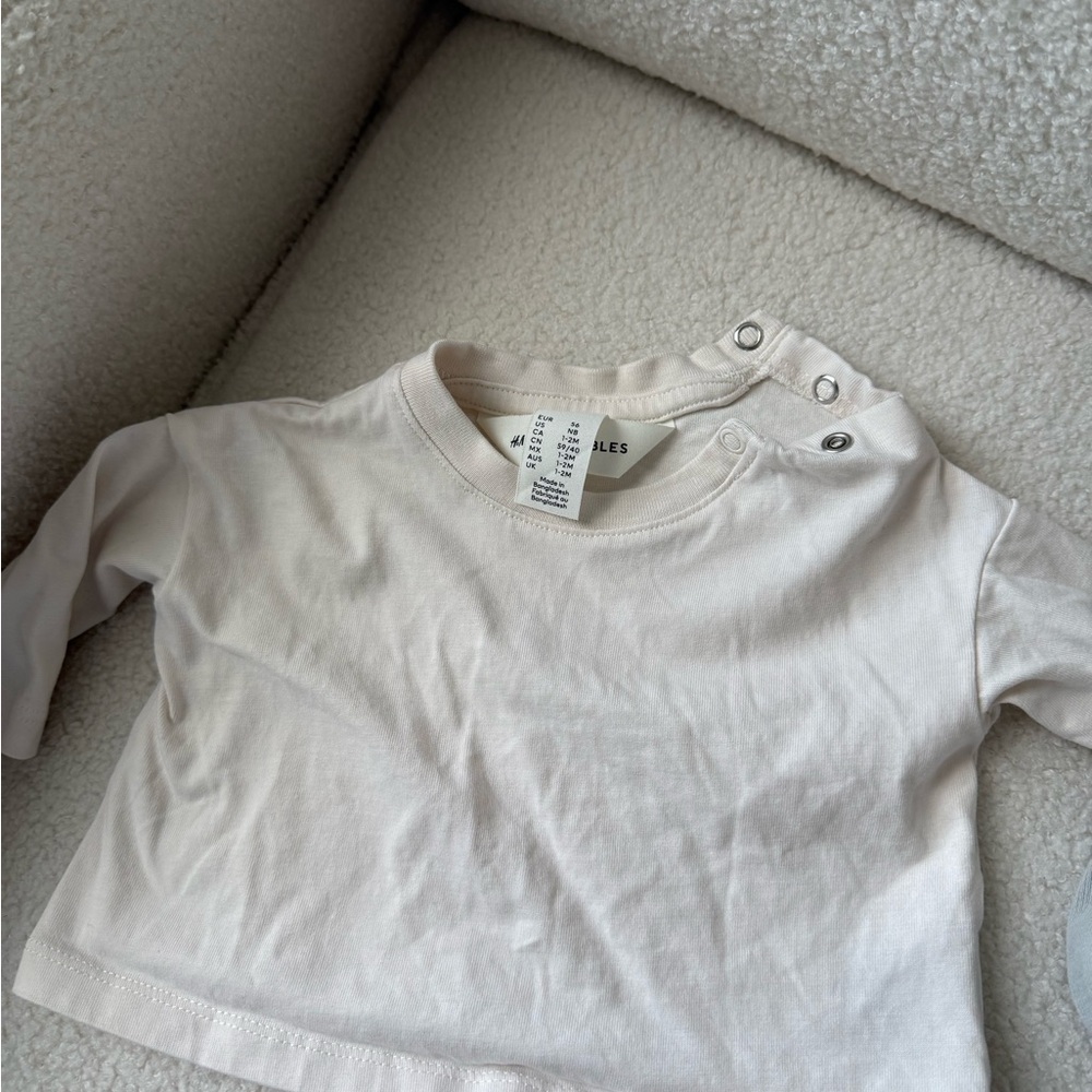 H&M Cream Long Sleeve Kids Tee